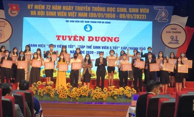 Đà Nẵng: Hơn 150 sinh viên đạt danh hiệu “Sinh viên 5 tốt” cấp thành phố và “Giải thưởng 9/1 (05/01/2022)